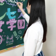 唯一無二のスタイル☆反則級の可愛さ【板橋 静香】
