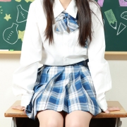 久々の登校！！『夏野 楓(25)』☆超童顔美女とのハッピーエンド延長線☆