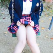 ほぼ高校生と変わらない清楚美女・・出席中🏫