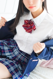 及川 美月