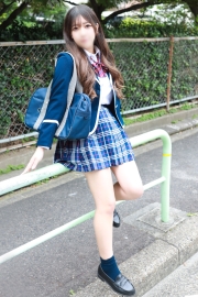 麦島 ゆあ